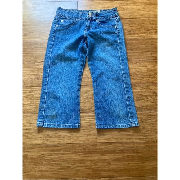 Jordache Little Girls Embroidered Capri Jeans, Size 10 - Picture 1 of 6